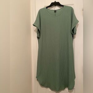 SHEIN Curve Midi Dress